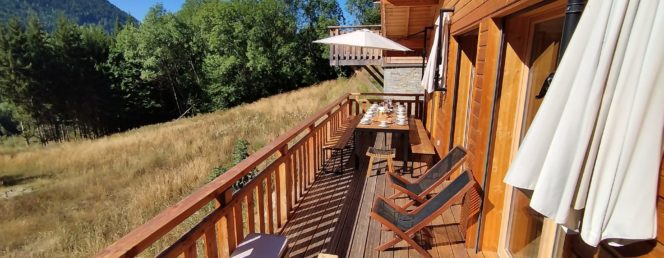 [Chalet le Refuge]terrasse 2 – Copie