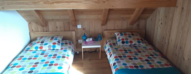 [Chalet Skidh]11. chalet Skidh – chambre 3 lits jumeaux