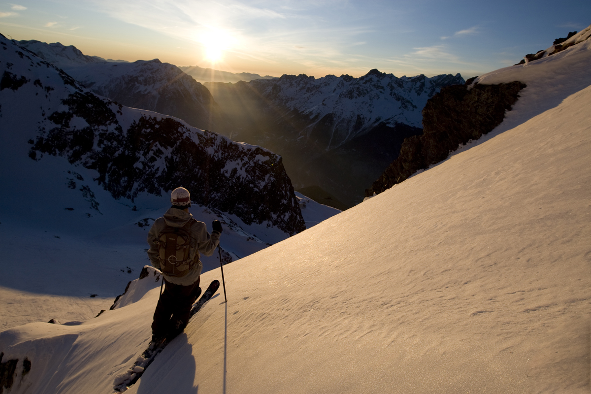 Ski coucher soleil     Vaujany Station Village     S  jour ski
