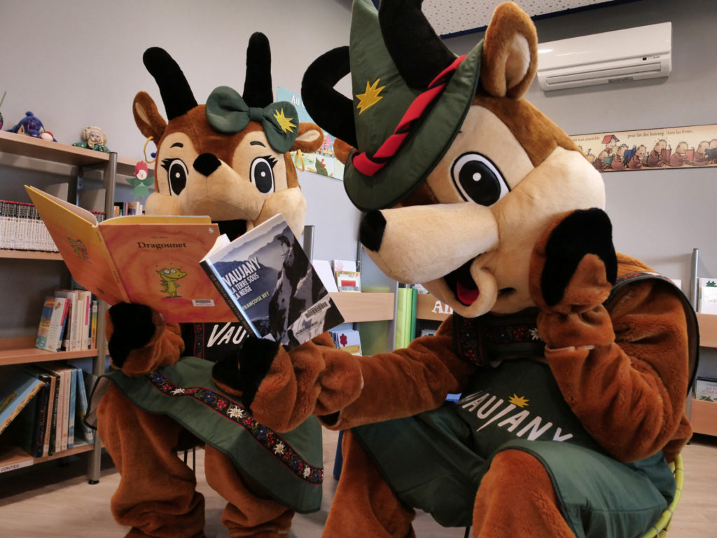 Mascottes Jauvany et Jauvana_Médiathèque_Juillet 2020_002