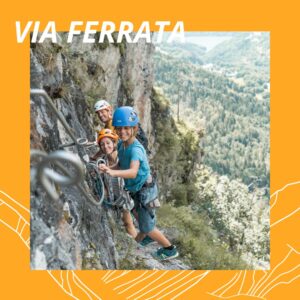 enfants évoluant sur la Via ferrata de la Cascade de la Fare